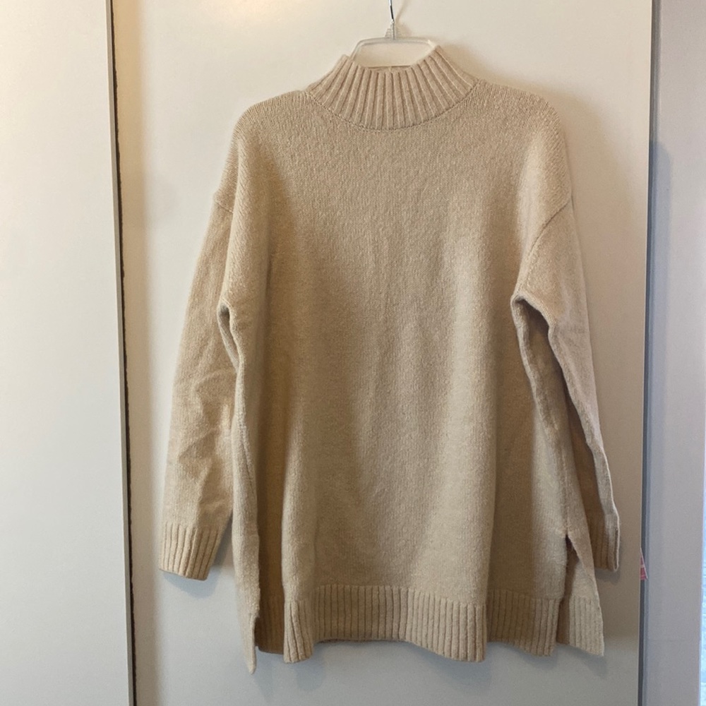 Zara oversized cream sweater, size S. Never worn but no tags.